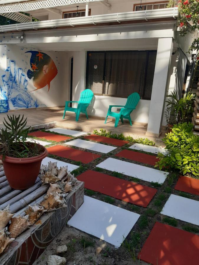 Joebi'S House Walking Distance To Rocky Cay Beach Ideal For Families Or Groups Buenavista  Exterior photo