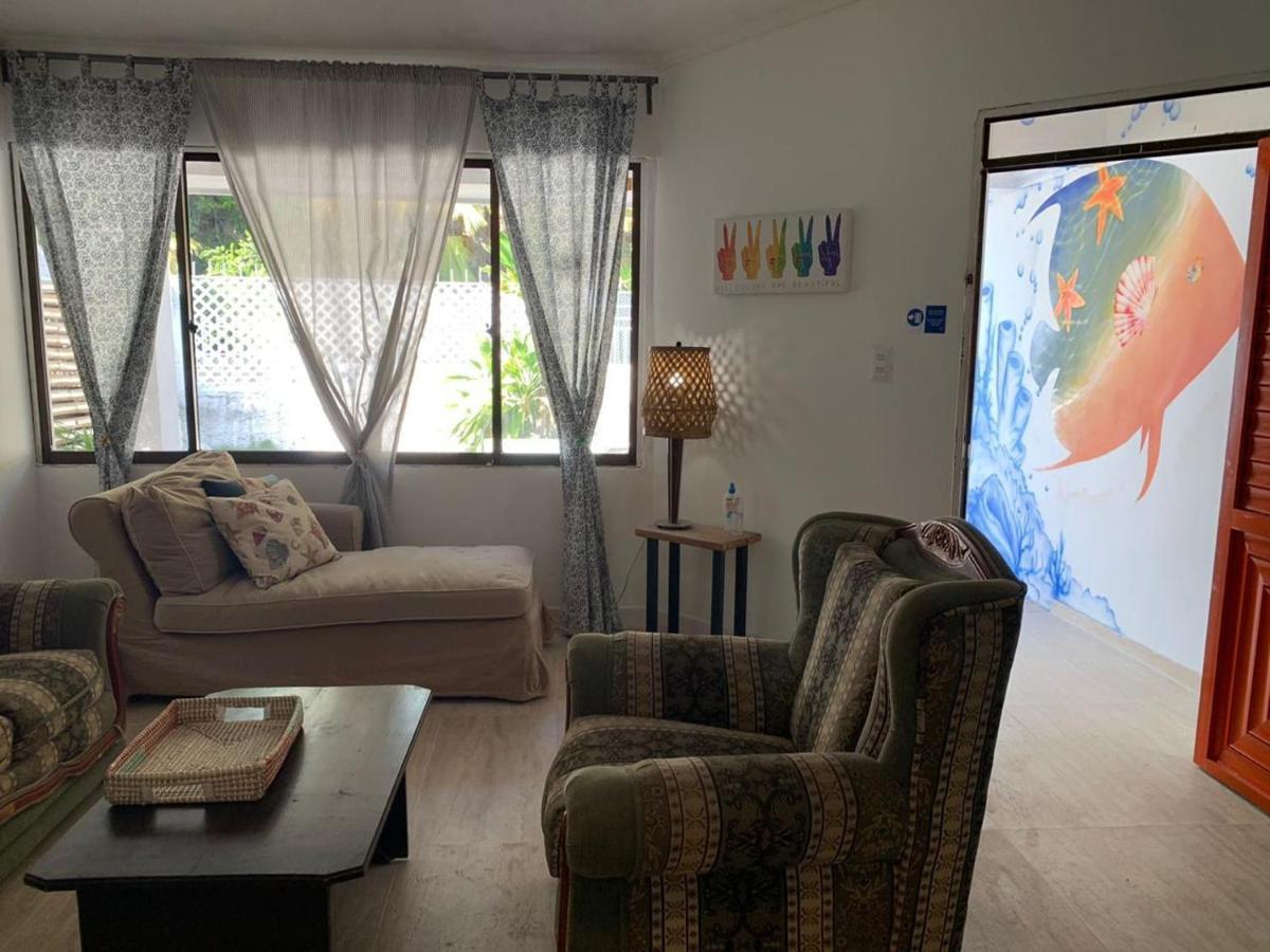 Joebi'S House Walking Distance To Rocky Cay Beach Ideal For Families Or Groups Buenavista  Exterior photo