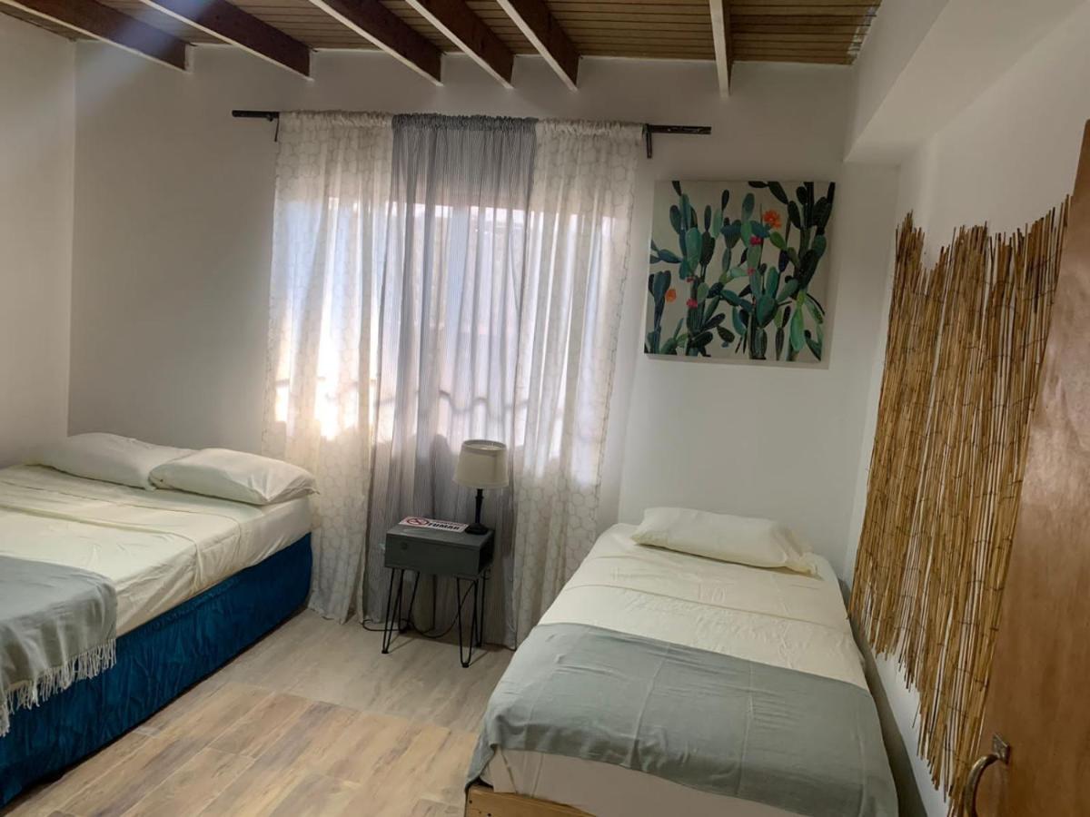 Joebi'S House Walking Distance To Rocky Cay Beach Ideal For Families Or Groups Buenavista  Exterior photo